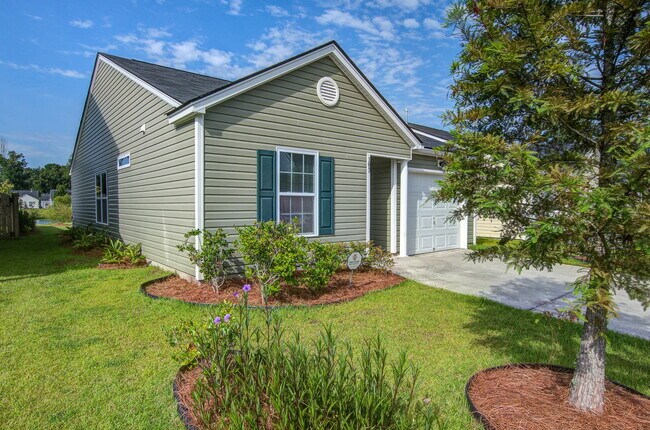 Building Photo - 183 Brittondale Rd