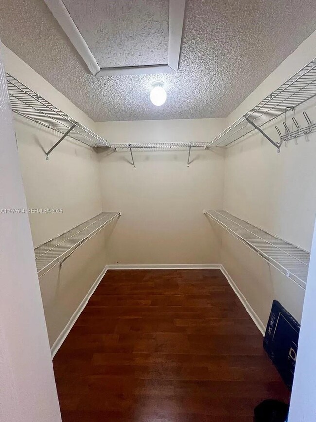 Building Photo - 274 SW 159th Terrace