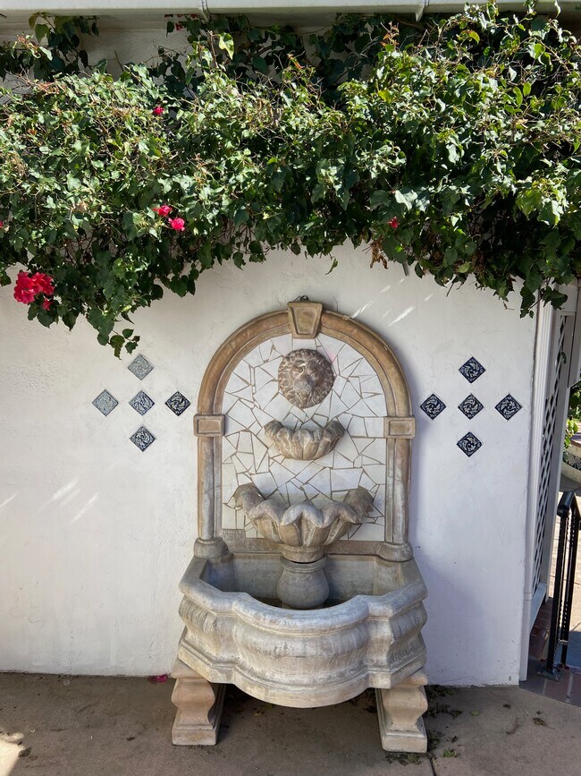 Building Photo - 4322 Elmer Ave