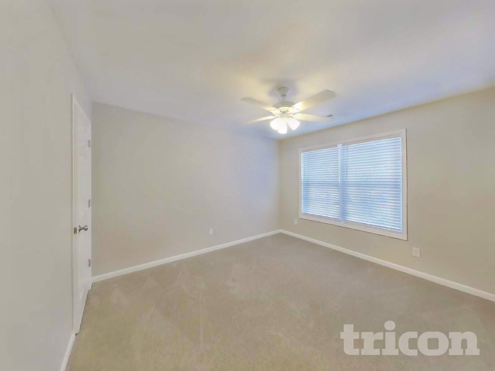 Building Photo - 341 Revolution Dr