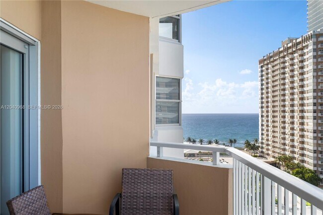Building Photo - 1965 S Ocean Dr
