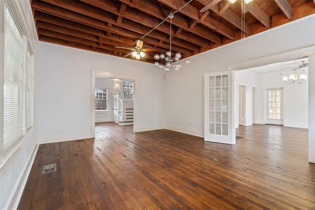 Building Photo - 4313 Avondale Ave
