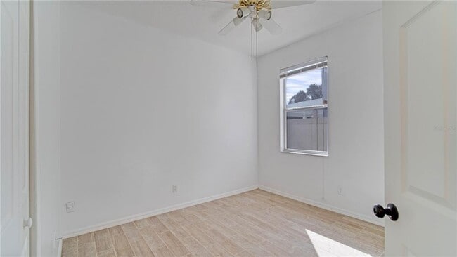 Building Photo - 1007 Royal St George Dr
