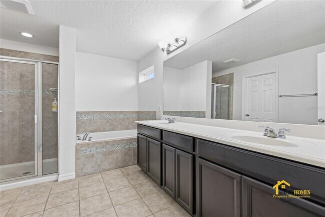 Building Photo - 14901 Honeycrisp Ln