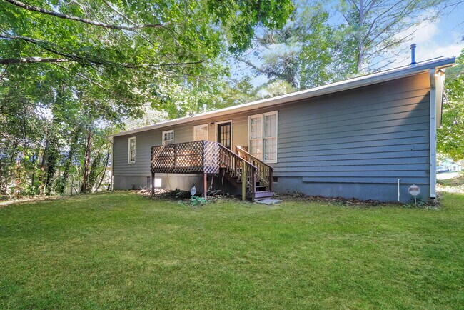 Building Photo - 3797 Kathryn Dr SW