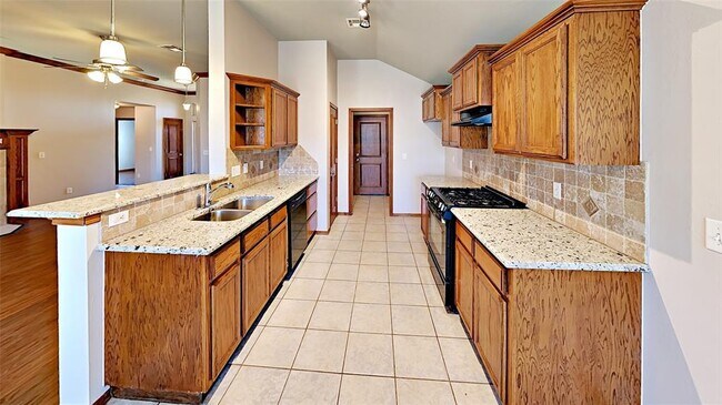 Building Photo - 2909 Short Stop Way