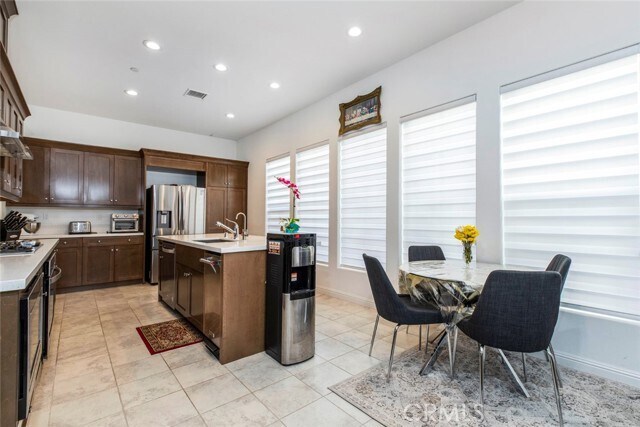 Building Photo - 20817 W Bur Oak Cir