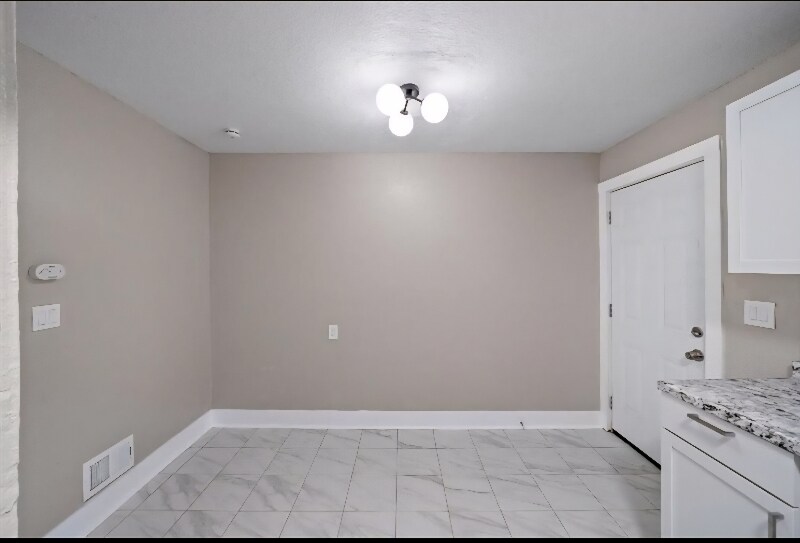 Building Photo - 5756 Indiana Ave