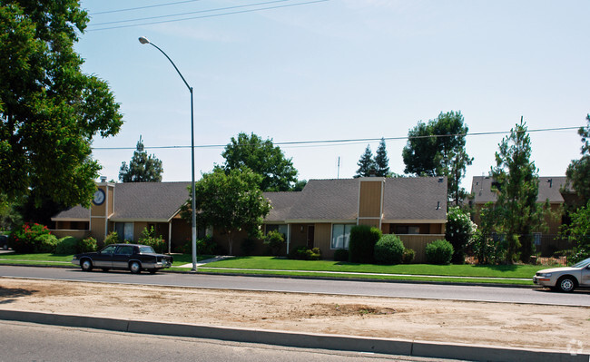 Primary Photo - Westmarc Apartments