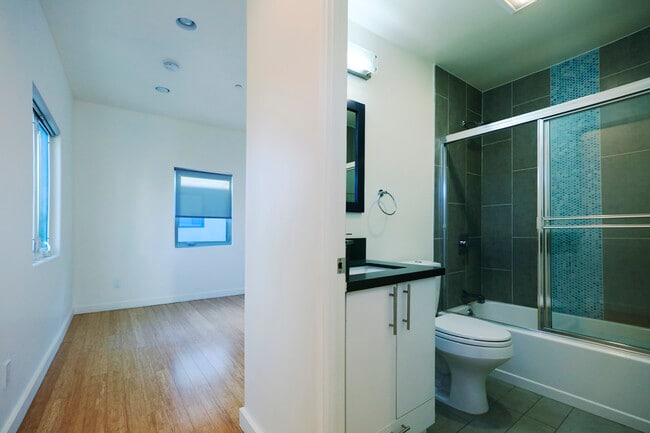 Rear Bedroom Bathroom - 741 Wilcox Ave