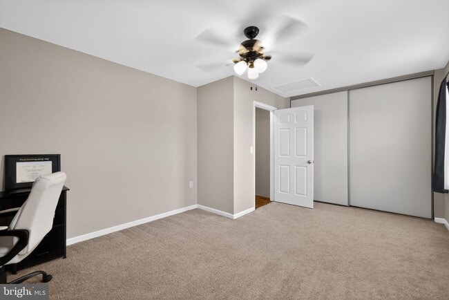 Building Photo - 1221 Rockland Ct