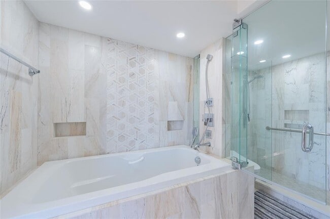 Building Photo - 770 S Palm Ave