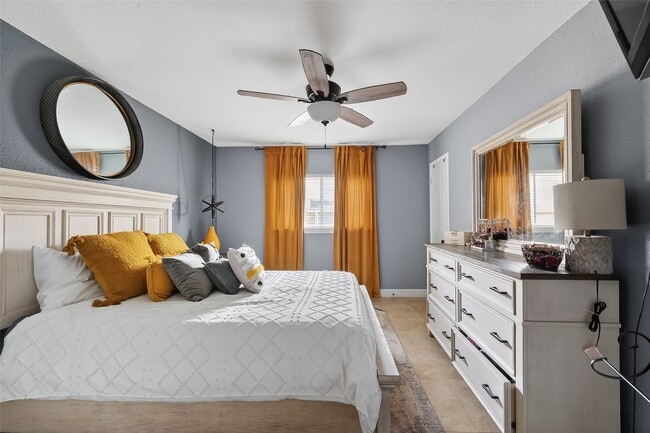 Building Photo - 18530 Trail Bend Ln