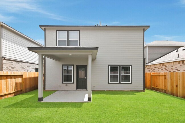 Building Photo - 8018 Heroes Hall Dr