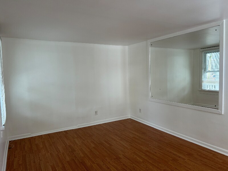 Building Photo - 30 Treno St