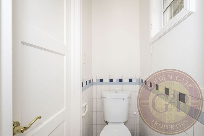 Building Photo - Lone Mountain - 3 BR, 2 BA House 2,185 Sq....