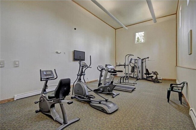 Building Photo - THE UNICORN: A 6 month lease at a 12 month...