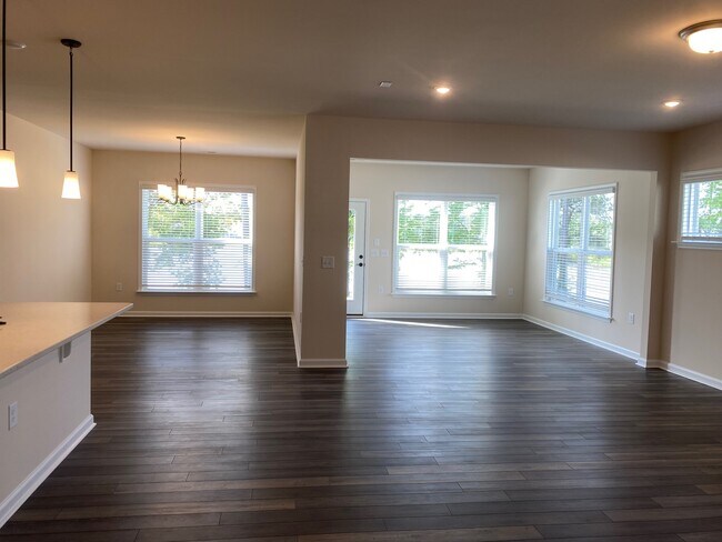 Building Photo - 1230 Flyfish Ave