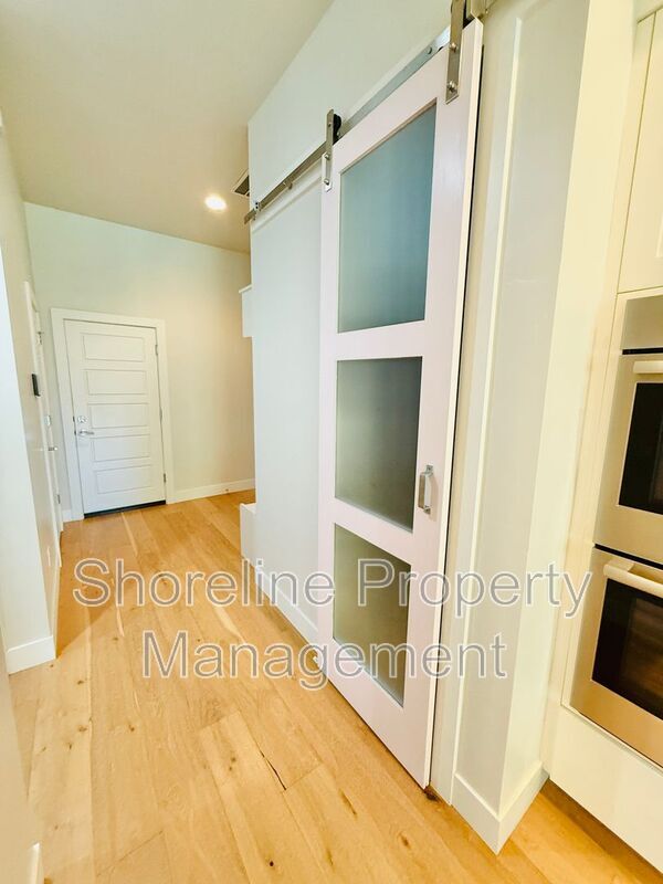 Building Photo - 4014 W Farm View Dr