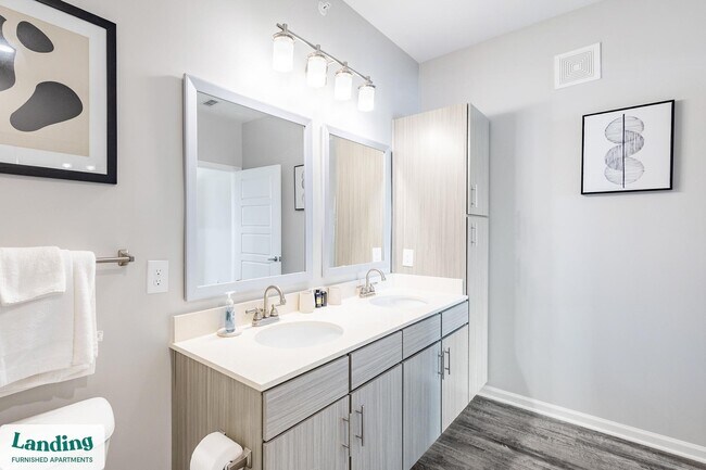 Building Photo - 1431 Dixie Hwy