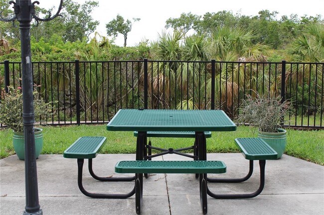 Building Photo - 2825 Terra Ceia Bay Blvd