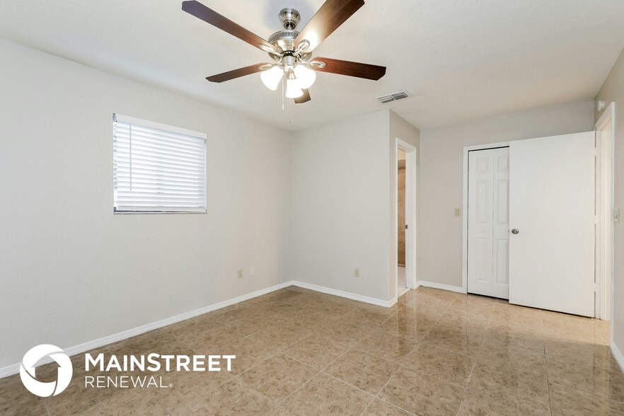 Building Photo - 240 Grifford Dr