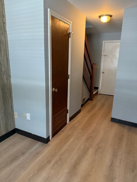 Building Photo - 65 French King Hwy