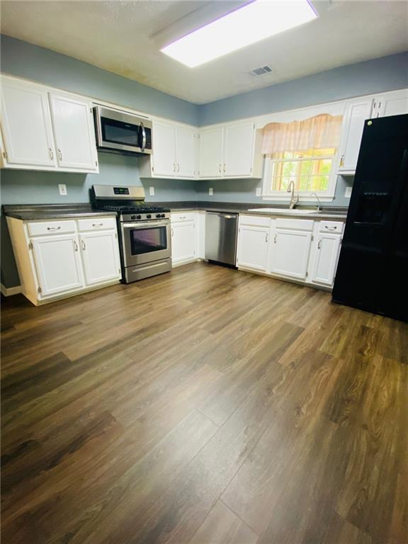 Building Photo - 106 Grayland Pl