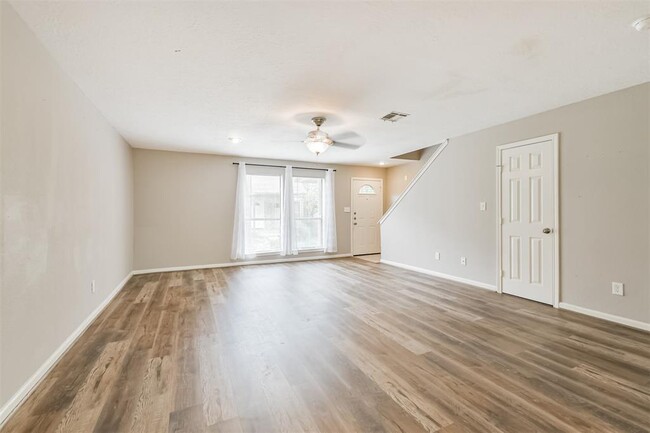 Building Photo - 1011 Hamblen Rd