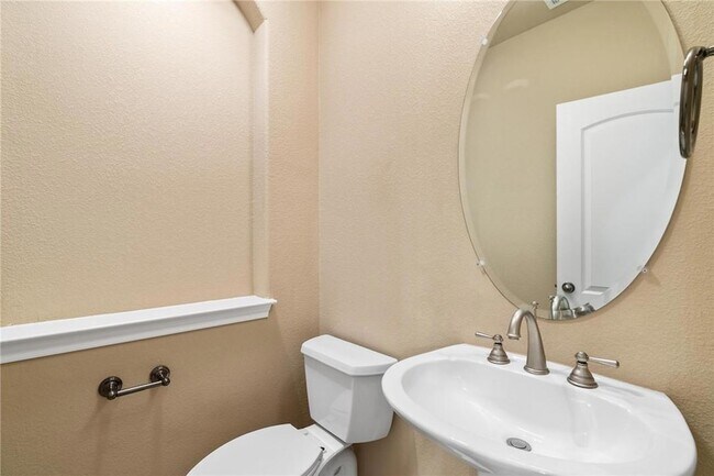 Building Photo - 4708 Mont Blanc Dr