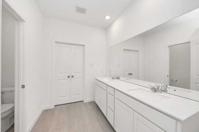 Building Photo - 16310 Texas Flatland Way