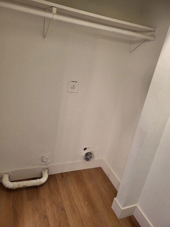 Building Photo - 3351 E Andy St