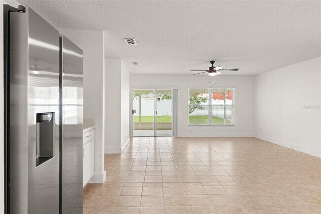 Building Photo - 13050 Prairie Meadows Dr