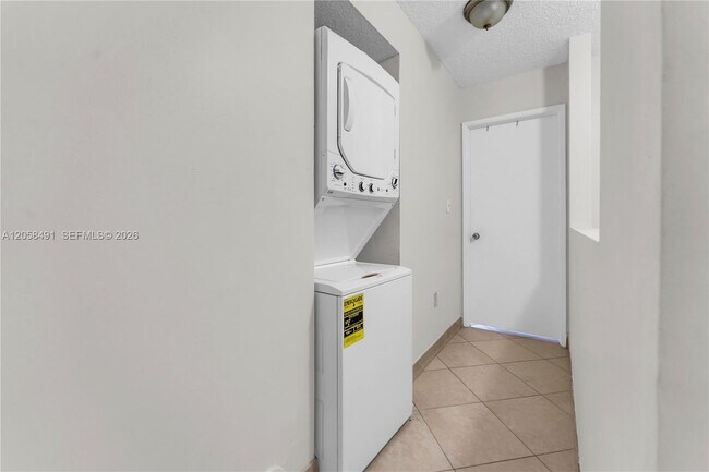 Building Photo - 3821 NW 90th Ave
