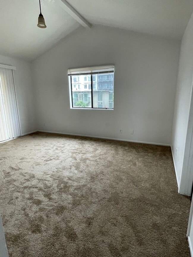 Building Photo - 6527 Sabado Tarde Rd