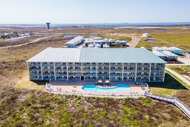 Building Photo - 16 Cut Off Rd