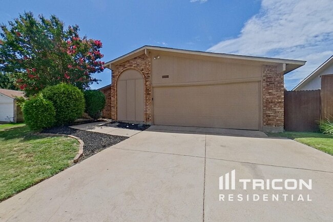 Primary Photo - 3816 Aspenwood Dr
