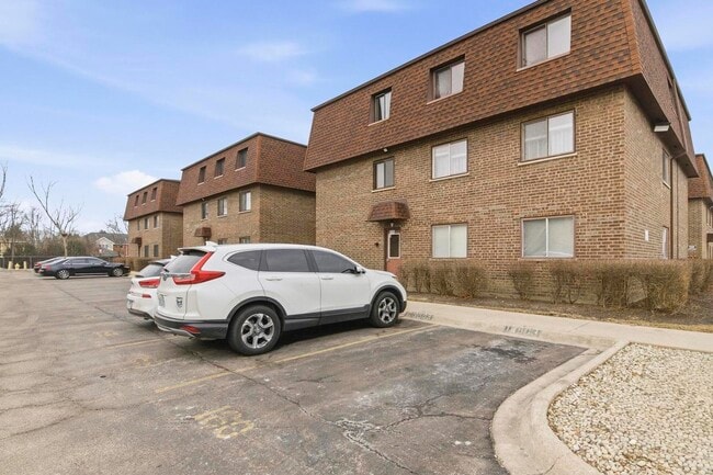 Building Photo - 9803 Bianco Terrace