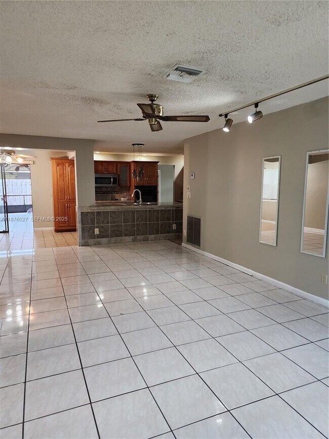 Building Photo - 7150 NW 46th St