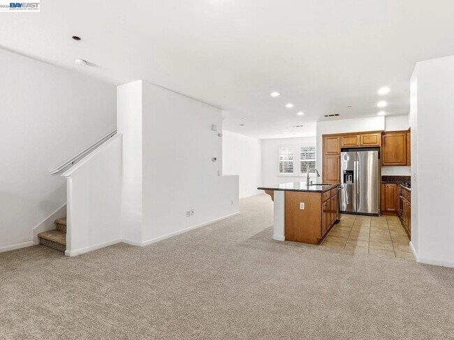 Building Photo - 1503 Jetty Dr