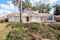 Building Photo - 134 Sycamore Ct