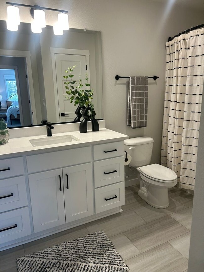 Building Photo - Brand-New 3BD Home in Camas — Move-In Ready!