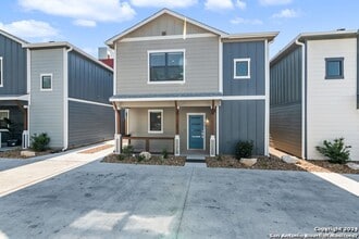 Building Photo - 211 Utah St