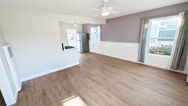 Building Photo - 4875-4887 Naples St - 4883 (Purple-4)