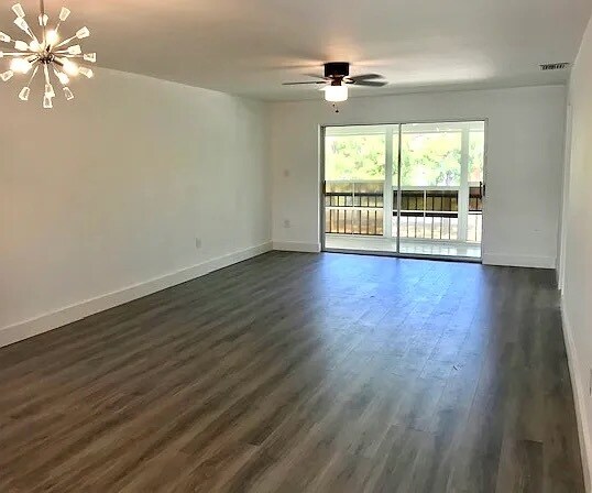 Living room to lanai - 200 Valley Stream Dr