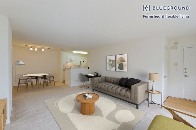 Building Photo - 313 Avalon Cir