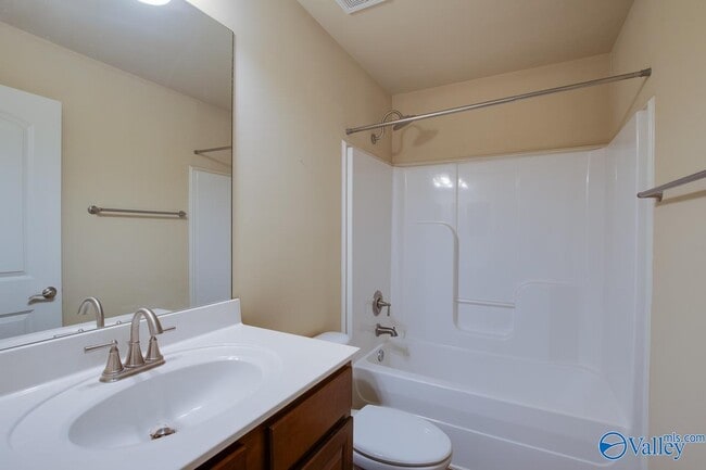 Building Photo - 368 Harbor Glen Dr SW