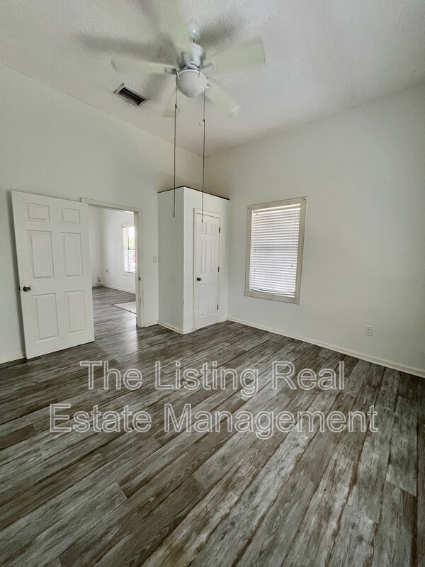 Building Photo - 2824 N 19th St
