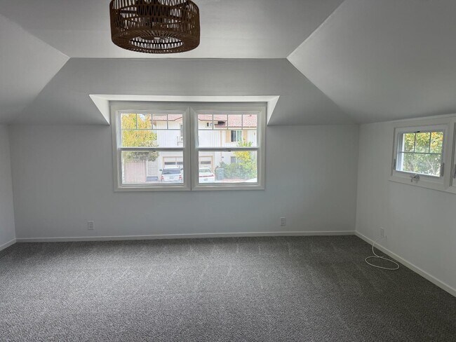 Building Photo - 1508 Davis Dr