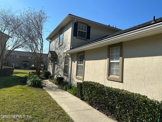 Building Photo - 3727 Creswick Cir